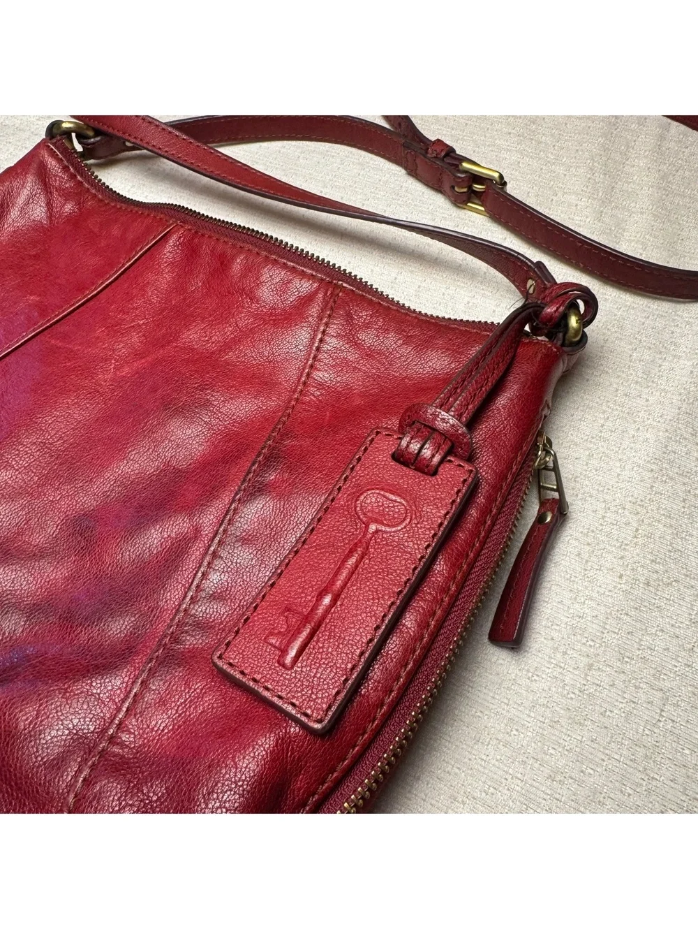 Fossil Red Leather Crossbody Vintage Distressed Patina Convertible Suede Bottom